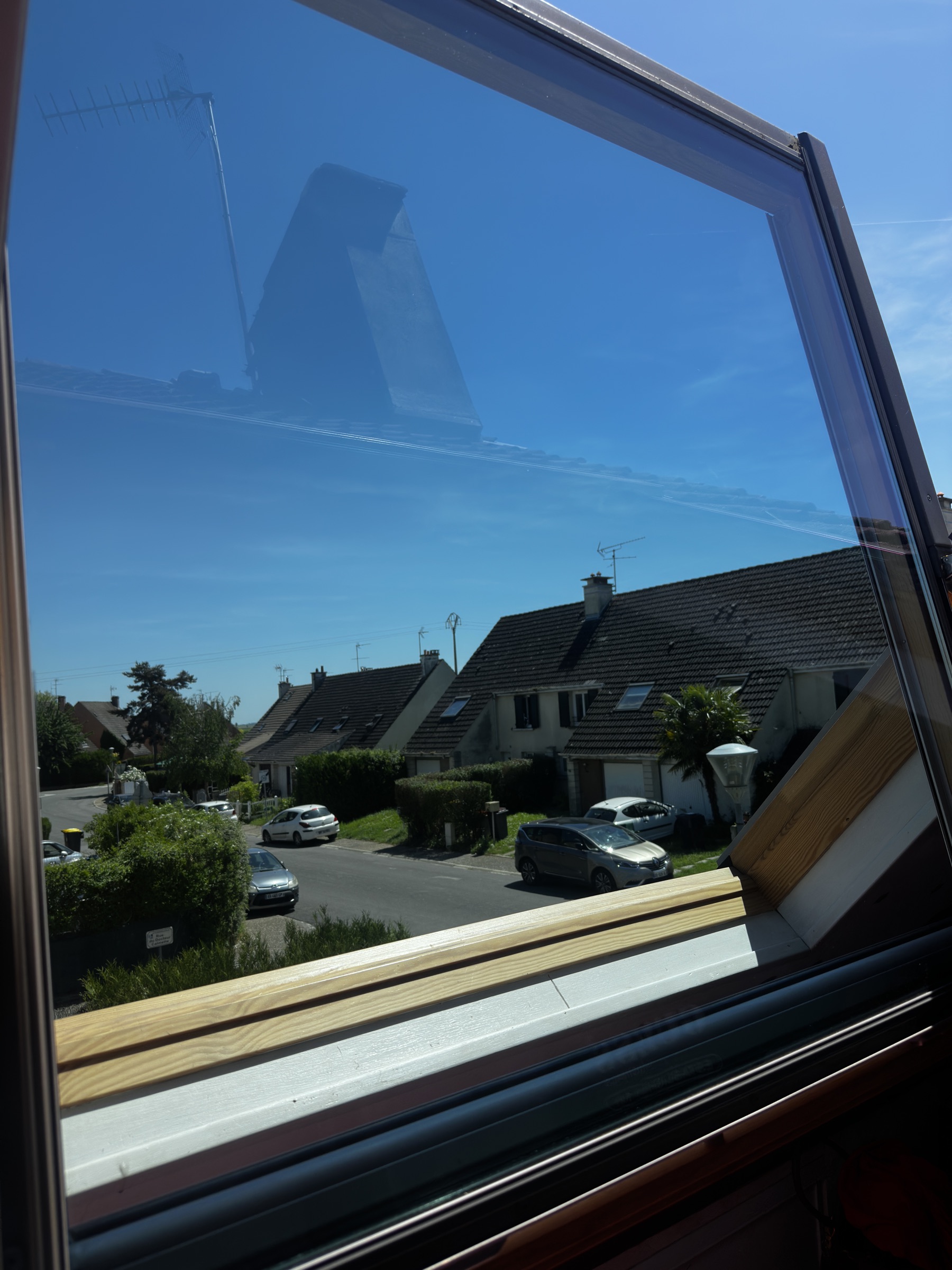 Après nettoyage — Fenêtre de toit — même chantier