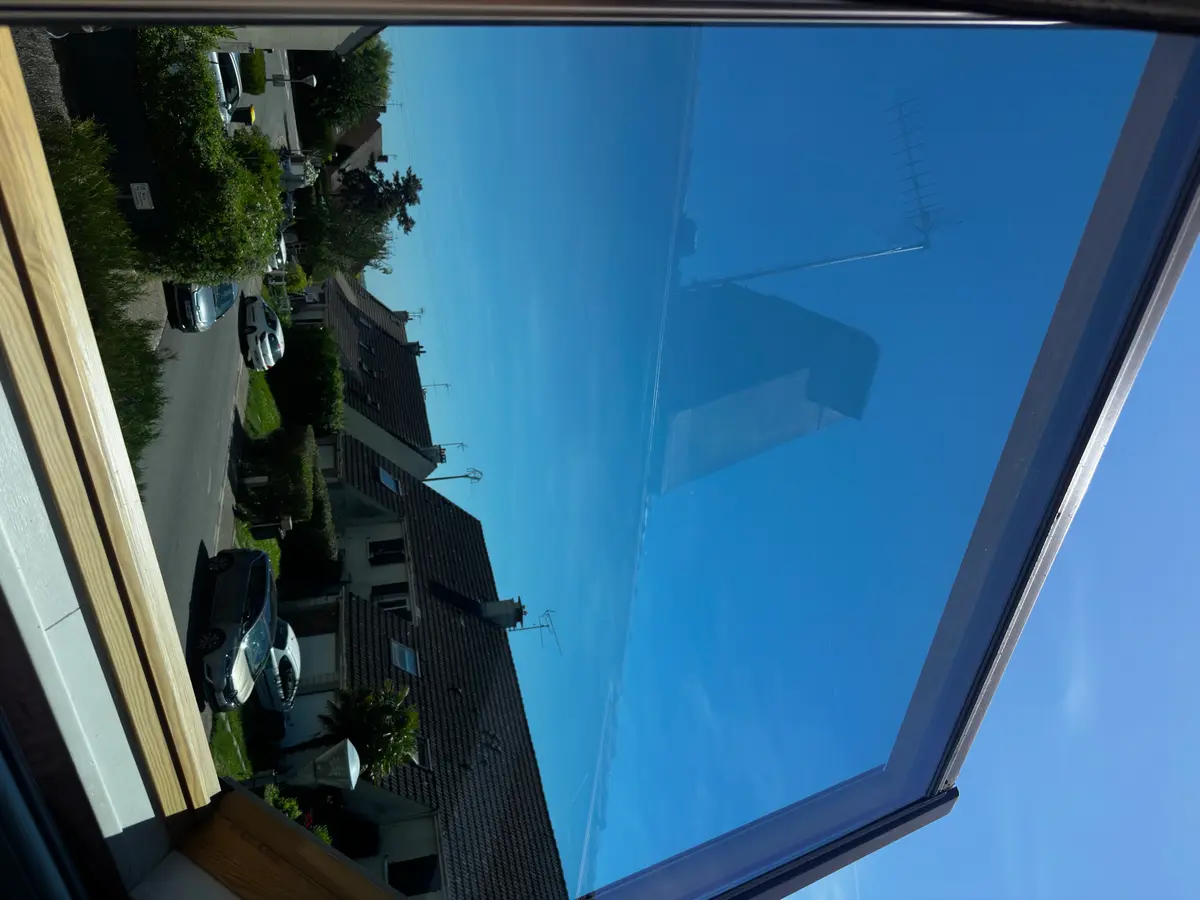 Après nettoyage — Velux — résidence privée (95)